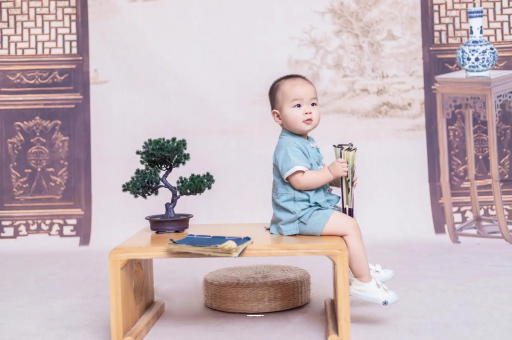 乐平孕妇肚子上的黑线